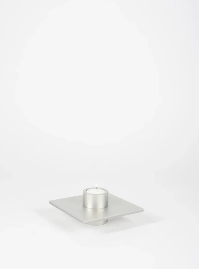 NIKO_JUNE_P-L_05_CANDLE_HOLDER