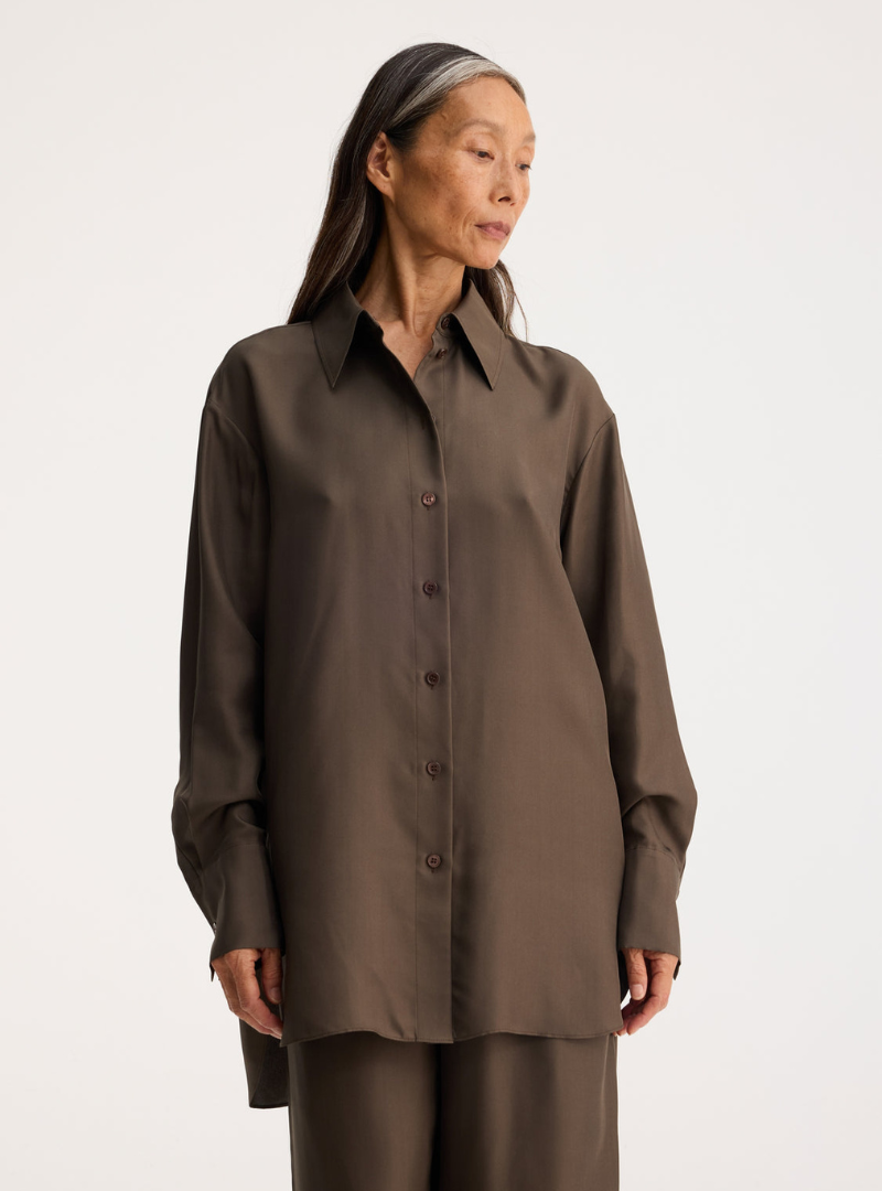 Design udrohe Oversized Silk Shirt Earth 2en navn (35)