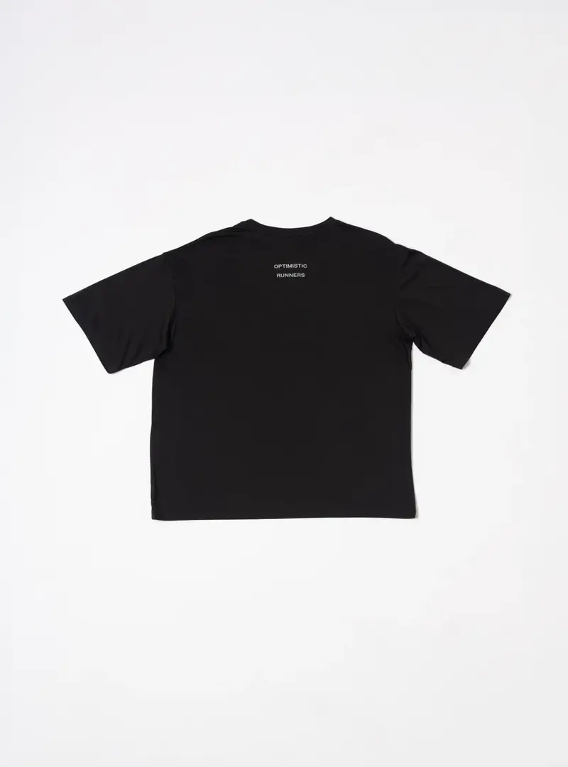 Recycled_T-shirt_black_optimistic_runners