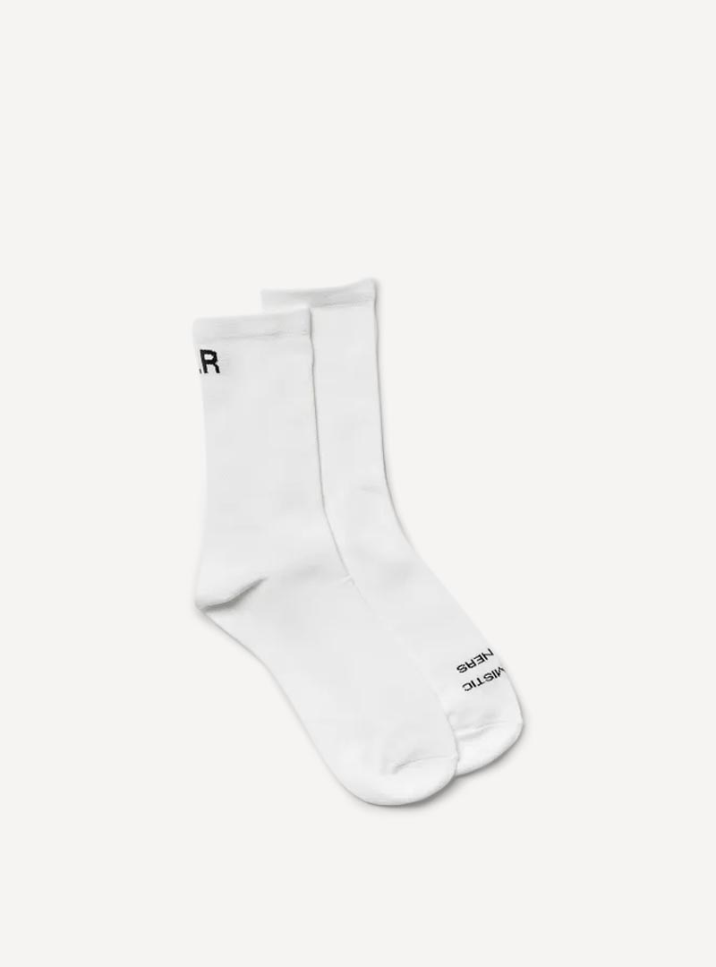 high_socks_white_optimistic_runners