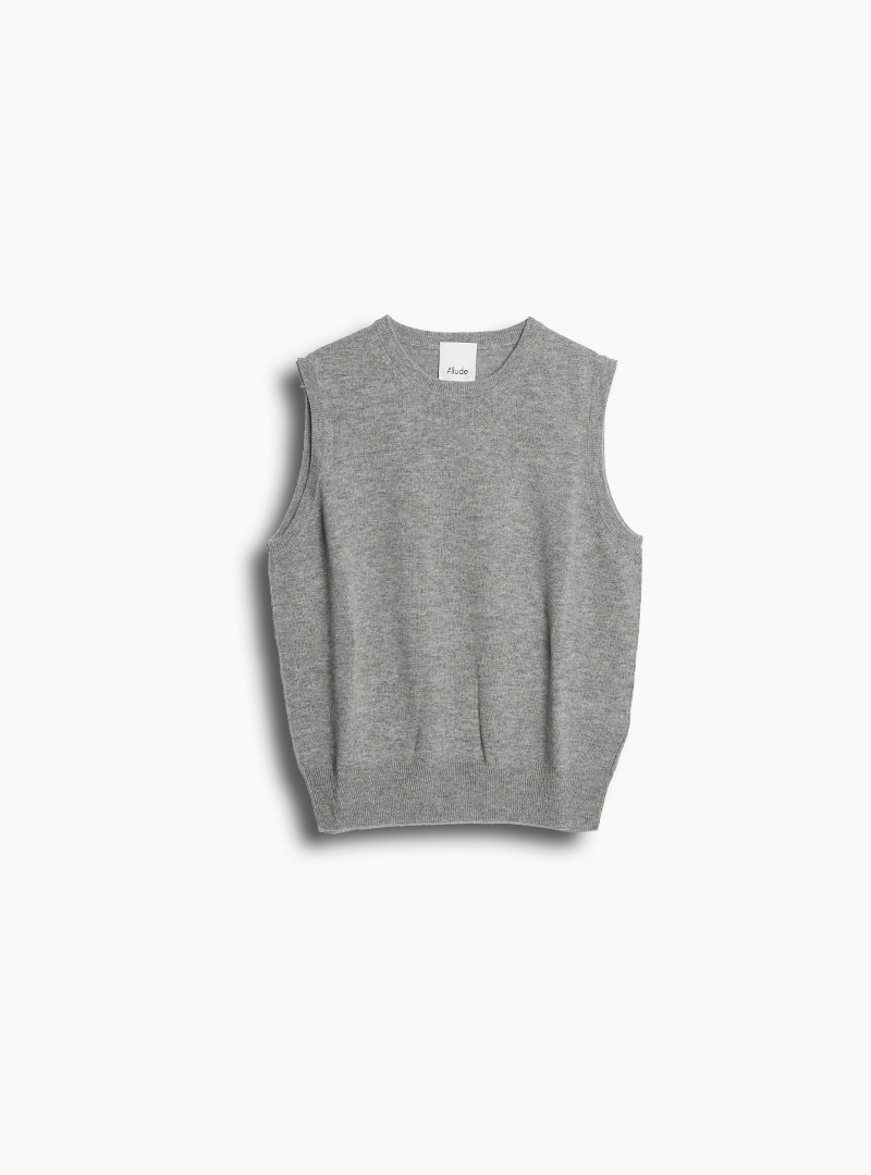 crewneck grey short front